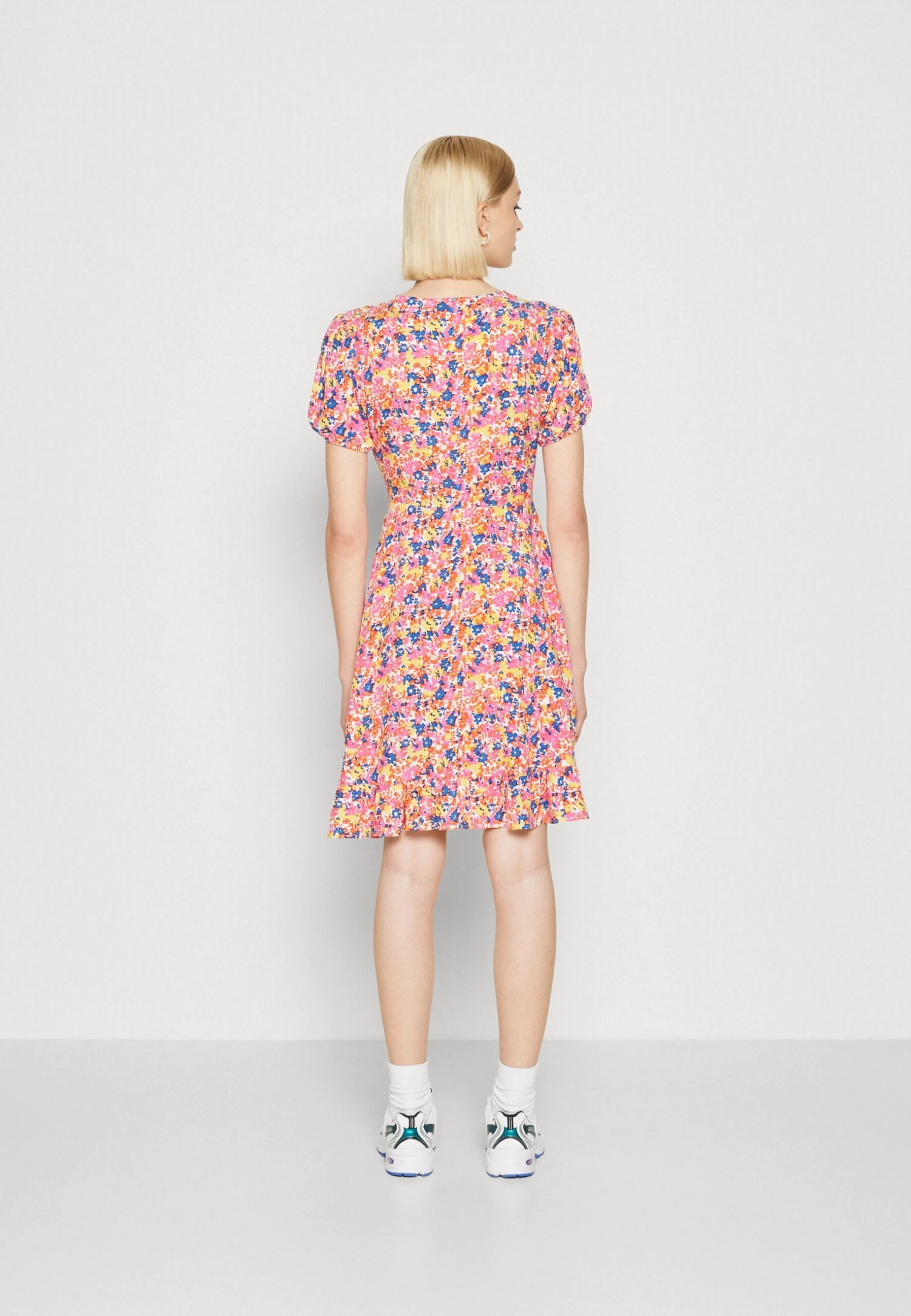 Vestito Estivo - Blue/Red Even&Odd Vestito Estivo - Blue/Red -Even&Odd Negozio 01644a3dc07c402381453d51f8ddb390 scaled