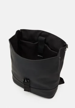 Even&Odd ZainoBlack Donna Borse EV451Q040-Q14 -Even&Odd Negozio 027237da333442f4b2b7ef3cd00681b0 scaled