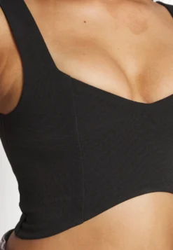 Even&Odd TopBlack Donna T-shirt E Top EV421D26D-Q11 -Even&Odd Negozio 06c697e9a3804a88aef838316c1c2f87 scaled