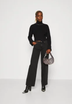 Even&Odd MaglioneBlack Donna Maglieria EV421I0HN-Q11 -Even&Odd Negozio 0c790bc4a9ae473982bb55bfa135bcb2 scaled