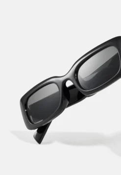 Even&Odd Occhiali Da SoleBlack Donna Occhiali Da Sole EV451K041-Q11 -Even&Odd Negozio 0d80859bd2744070ba69aced2f96404d scaled