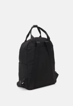 Even&Odd ZainoBlack Donna Borse EV451Q04E-Q11 -Even&Odd Negozio 1357997c7da343e2bee6d0eba9e8c533 scaled