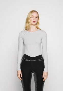 2 PackMaglietta A Manica LungaBlack/Mottled Light Grey Donna T-shirt E Top EVI21D026-Q11 -Even&Odd Negozio 13bc15f2514e4271acdaa3008acd0f50 scaled