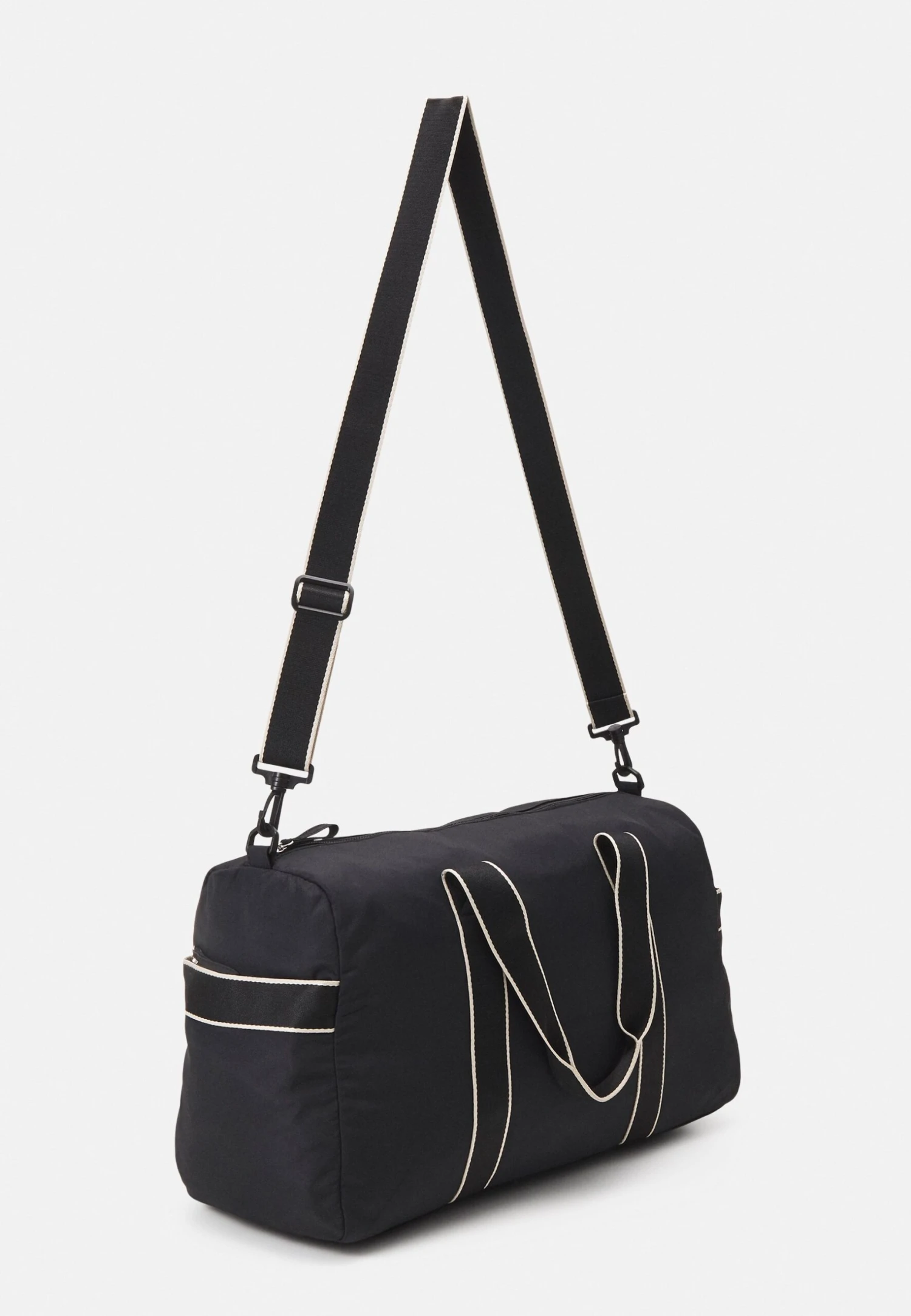 Borsa Da ViaggioBlack Donna Borse EV451H14T-Q11 Even&Odd Borsa Da ViaggioBlack Donna Borse EV451H14T-Q11 -Even&Odd Negozio 14ffd72c6b794467a0a4db0a17730b66 scaled