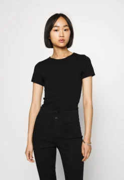 2 PackT-Shirt BasicBlack/White Donna T-shirt E Top EVF21D053-Q11 -Even&Odd Negozio 1a23aa76b162472ab975bfc668f6eb11 scaled