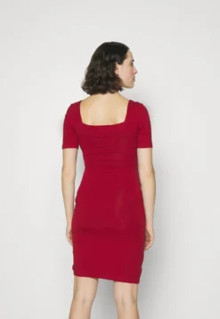 TubinoRed Donna Vestiti EVO29F017-G11 4 TubinoRed Donna Vestiti EVO29F017-G11 -Even&Odd Negozio 1b593ac0962046a8912839a6674c01d6 scaled