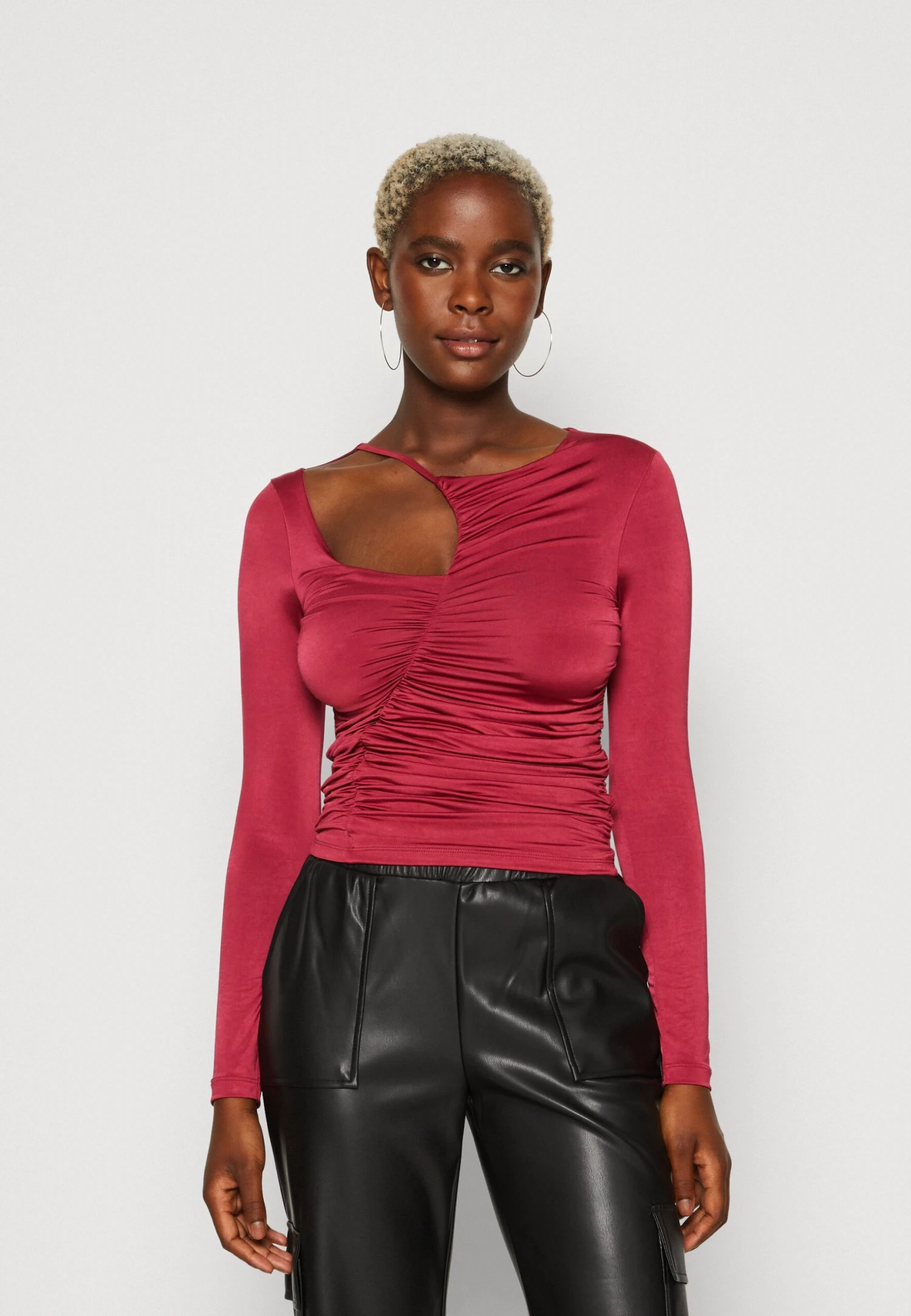 Maglietta A Manica LungaBordeaux Donna T-shirt e top EV421D27D-G11 Even&Odd Maglietta A Manica LungaBordeaux Donna T-shirt E Top EV421D27D-G11 -Even&Odd Negozio 1bec805d7b224255a1eeb298a272ba89 scaled