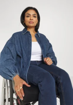 Even&Odd Jeans Slim FitBlue Denim Donna Jeans EV421N05X-K11 6 Even&Odd Jeans Slim FitBlue Denim Donna Jeans EV421N05X-K11 -Even&Odd Negozio 1d80fcc6fda74a1892f05c5a04475960 scaled