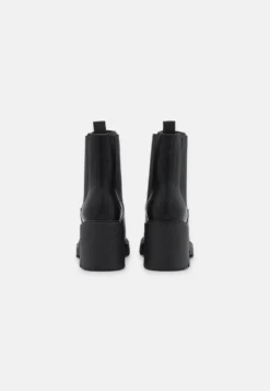 StivalettiBlack Donna Stivaletti EVC11N023-Q11 -Even&Odd Negozio 204a4d2f6e68426c9c7b86bf570946f7 scaled