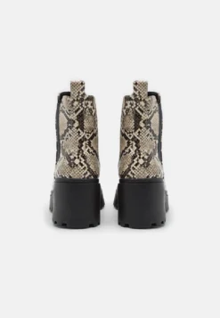 Even&Odd Stivaletti Con PlateauMulti-Coloured Donna Stivaletti EV411N0IL-T11 -Even&Odd Negozio 20e7f9a498014af9904c6037740cb6bf scaled