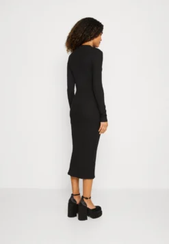 Even&Odd Circ Long Sleeves Midi High Slit Dress - Abito In Maglia - Black 4 Even&Odd Circ Long Sleeves Midi High Slit Dress - Abito In Maglia - Black -Even&Odd Negozio 2354151ea70d41aa9b5043e84172516a scaled