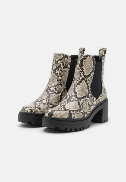 Even&Odd Stivaletti Con PlateauMulti-Coloured Donna Stivaletti EV411N0IL-T11 -Even&Odd Negozio 2453d7e47d8845189356e4385ca064f6 scaled