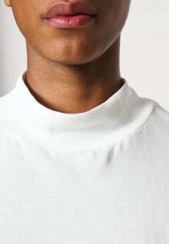 T-Shirt BasicOff-White Donna T-shirt E Top EVI21D007-A12 -Even&Odd Negozio 27ee8a402a9347eab765eecc2fe0333c scaled