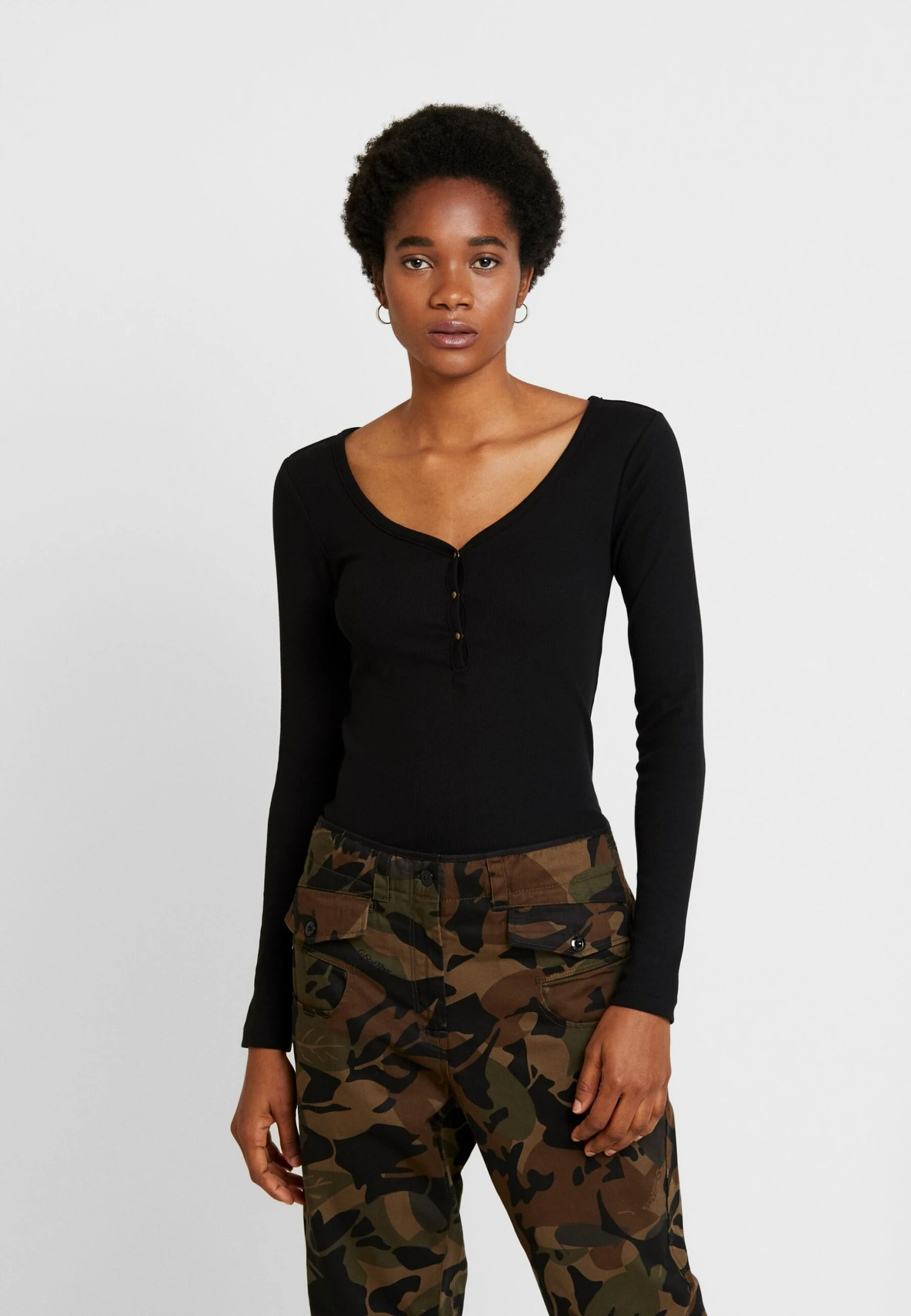 Maglietta A Manica LungaBlack Donna T-shirt e top EV421D1BE-Q11 Even&Odd Maglietta A Manica LungaBlack Donna T-shirt E Top EV421D1BE-Q11 -Even&Odd Negozio 2c063c4a775a4902b834443bb850001a scaled