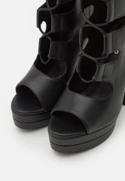 Even&Odd Stivali Con PlateauBlack Donna Stivali EV411A0X0-Q11 -Even&Odd Negozio 3030251b1f064ebaa62fde5652dac25b scaled