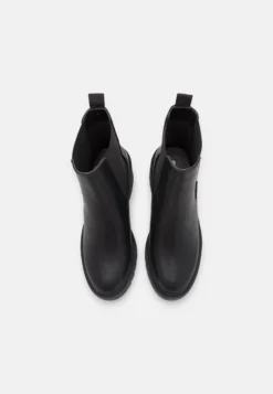 StivalettiBlack Donna Stivaletti EVC11N023-Q11 -Even&Odd Negozio 3894508d66bb4c19af19bc9510064d6b scaled