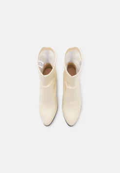 Even&Odd StivalettiBeige Donna Stivaletti EV411N07I-B11 7 Even&Odd StivalettiBeige Donna Stivaletti EV411N07I-B11 -Even&Odd Negozio 3cd7b751fa7e4bebb79d2741fb2e803b scaled