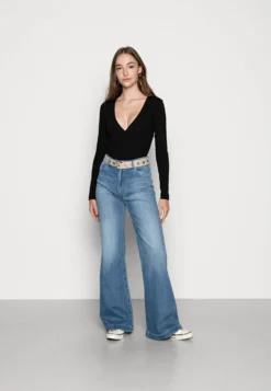 Even&Odd Bodysuit BasicMaglietta A Manica LungaBlack Donna T-shirt E Top EV421D19M-Q11 3 Even&Odd Bodysuit BasicMaglietta A Manica LungaBlack Donna T-shirt E Top EV421D19M-Q11 -Even&Odd Negozio 3d22141adfd448d889b72982277f2c40 scaled