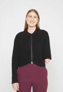 Even&Odd MaglioneBlack Donna Maglieria EV421I0G1-Q11 -Even&Odd Negozio 3ed48d587e944b17aead33c245221ce0 scaled