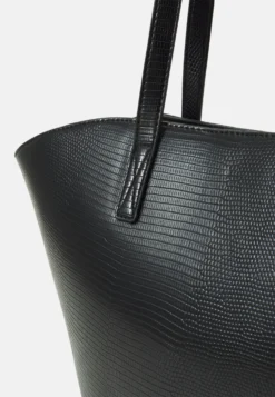 Even&Odd Borsa A ManoBlack Donna Borse EV451H15Q-Q11 -Even&Odd Negozio 3f8d27aa74304f15b5865b19a1b61dd5 scaled