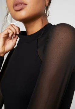 Even&Odd BodysuitMaglietta A Manica LungaBlack Donna T-shirt E Top EV421D19G-Q11 -Even&Odd Negozio 42285a65c11f48d09169fddb7fb2338e scaled