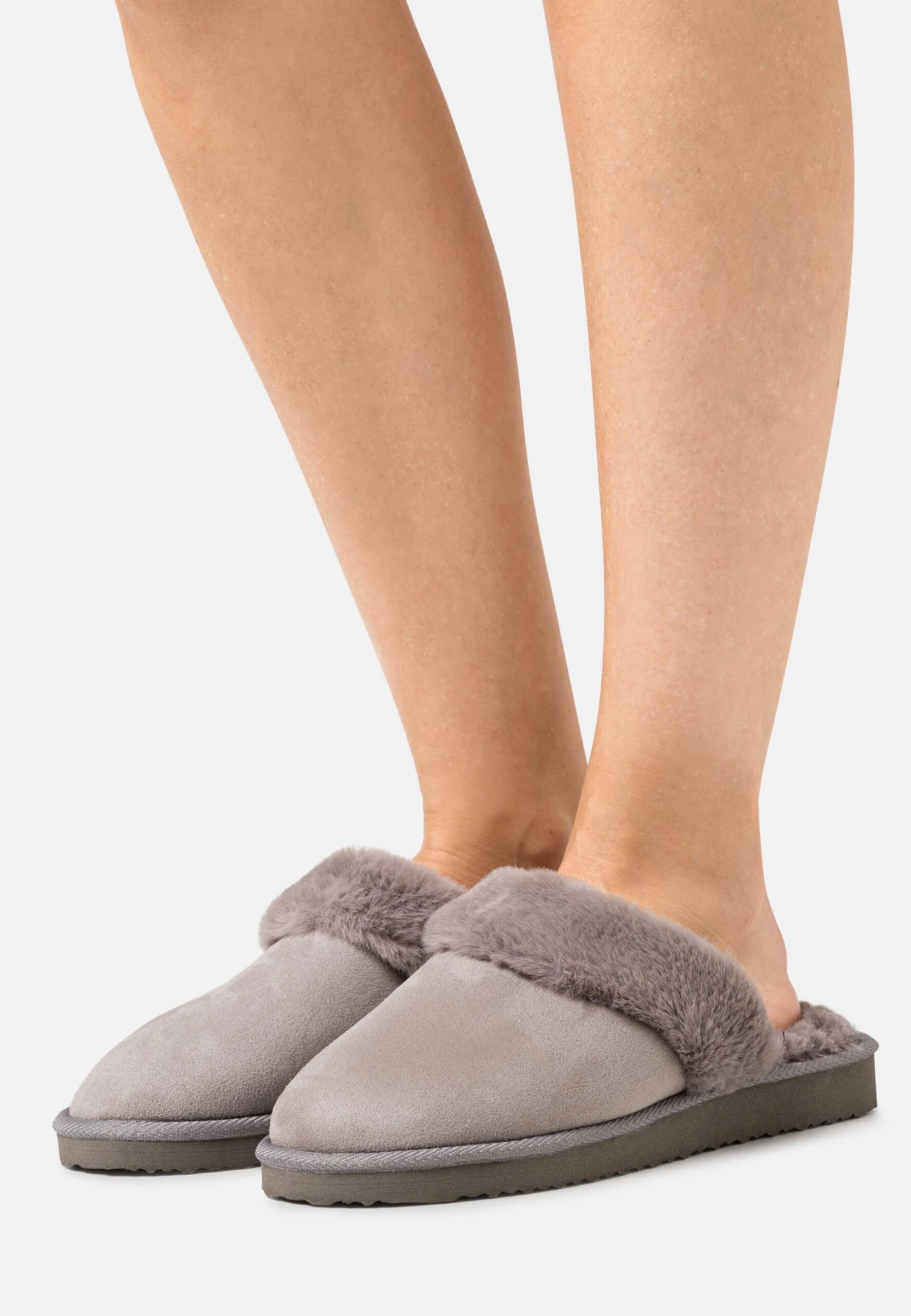 PantofoleGrey Donna Pantofole EV411D000-C12 Even&Odd PantofoleGrey Donna Pantofole EV411D000-C12 -Even&Odd Negozio 448f56d6f33548c298358e1ef2605a08 scaled