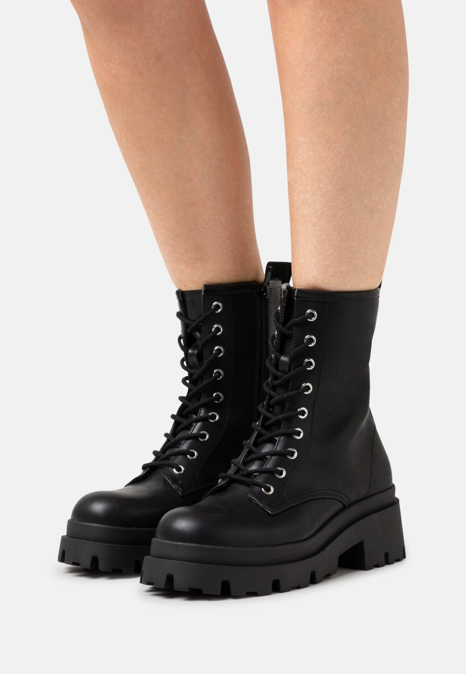 StivalettiBlack Donna Stivaletti EVC11N01W-Q11 StivalettiBlack Donna Stivaletti EVC11N01W-Q11 -Even&Odd Negozio 44f7d2de4bad4df196e8c437fb879390 scaled