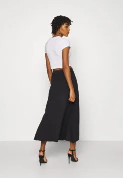 Even&Odd Basic Maxi Skirt - Gonna A Campana - Black -Even&Odd Negozio 4566e5fb200c4769b7e96dea5ae4c119 scaled