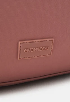 Even&Odd Borsa Da ViaggioPink Donna Borse EV451H14T-J11 -Even&Odd Negozio 4b1a3711fff444b38b26bdc81cb0ab6f scaled