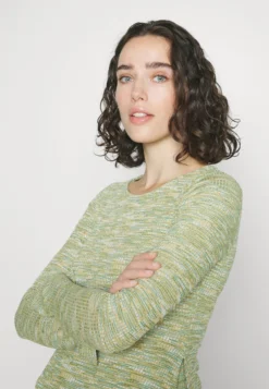 TopGreen Donna T-shirt E Top EVO29G01J-M11 5 TopGreen Donna T-shirt E Top EVO29G01J-M11 -Even&Odd Negozio 4ee14921b1364c9e99ca5165a9ff850a scaled