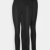 2Er Pack 7/8 LeggingLeggingsBlack Donna Pantaloni EVF21A00R-Q11 1 2Er Pack 7/8 LeggingLeggingsBlack Donna Pantaloni EVF21A00R-Q11 -Even&Odd Negozio 4f1a547b55814ba59f158a1bb0d235e3 scaled