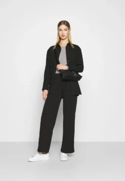 Even&Odd Maglietta A Manica LungaGrey Donna T-shirt E Top EV421D19U-C11 -Even&Odd Negozio 4ff18301218d48118af7fd58d216fabe scaled