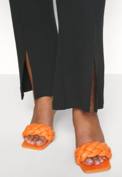 PantaloniBlack Donna Pantaloni EVB21A01V-Q11 -Even&Odd Negozio 52129c9bb748416980cfbcf5916f3dfb scaled