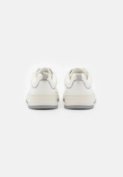 Even&Odd Sneakers Basse - White/Grey 5 Even&Odd Sneakers Basse - White/Grey -Even&Odd Negozio 5558081829d44d86b3fc3c290c864b32 scaled