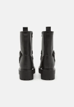 Even&Odd Stivaletti Con PlateauBlack Donna Stivaletti EV411N0JE-Q11 -Even&Odd Negozio 56c418ddb67a4845ba3ab4d9b7affb29 scaled