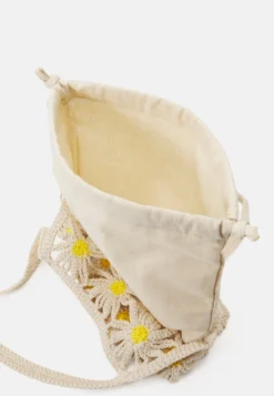 Even&Odd Shopping BagBeige Donna Borse EV451H137-B11 4 Even&Odd Shopping BagBeige Donna Borse EV451H137-B11 -Even&Odd Negozio 6261c6d4e09446f7aa294dd38b3363b5 scaled