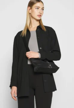 Even&Odd Maglietta A Manica LungaGrey Donna T-shirt E Top EV421D19U-C11 -Even&Odd Negozio 6a10767f5b924c2a950e598428e7dc66 scaled