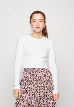 3 PackMaglietta A Manica LungaBlack/White/ Lilac Donna T-shirt E Top EVF21D03J-Q13 4 3 PackMaglietta A Manica LungaBlack/White/ Lilac Donna T-shirt E Top EVF21D03J-Q13 -Even&Odd Negozio 6c51f12945294474808b36facb87e6ac scaled