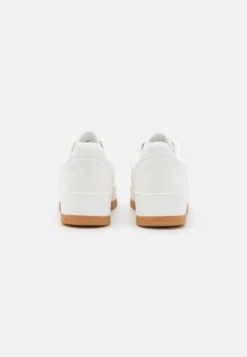 Even&Odd Sneakers BasseWhite Donna Sneakers EV411A0WT-A11 5 Even&Odd Sneakers BasseWhite Donna Sneakers EV411A0WT-A11 -Even&Odd Negozio 6e691f7eb27c4d119f1ba96c7e9e507c scaled