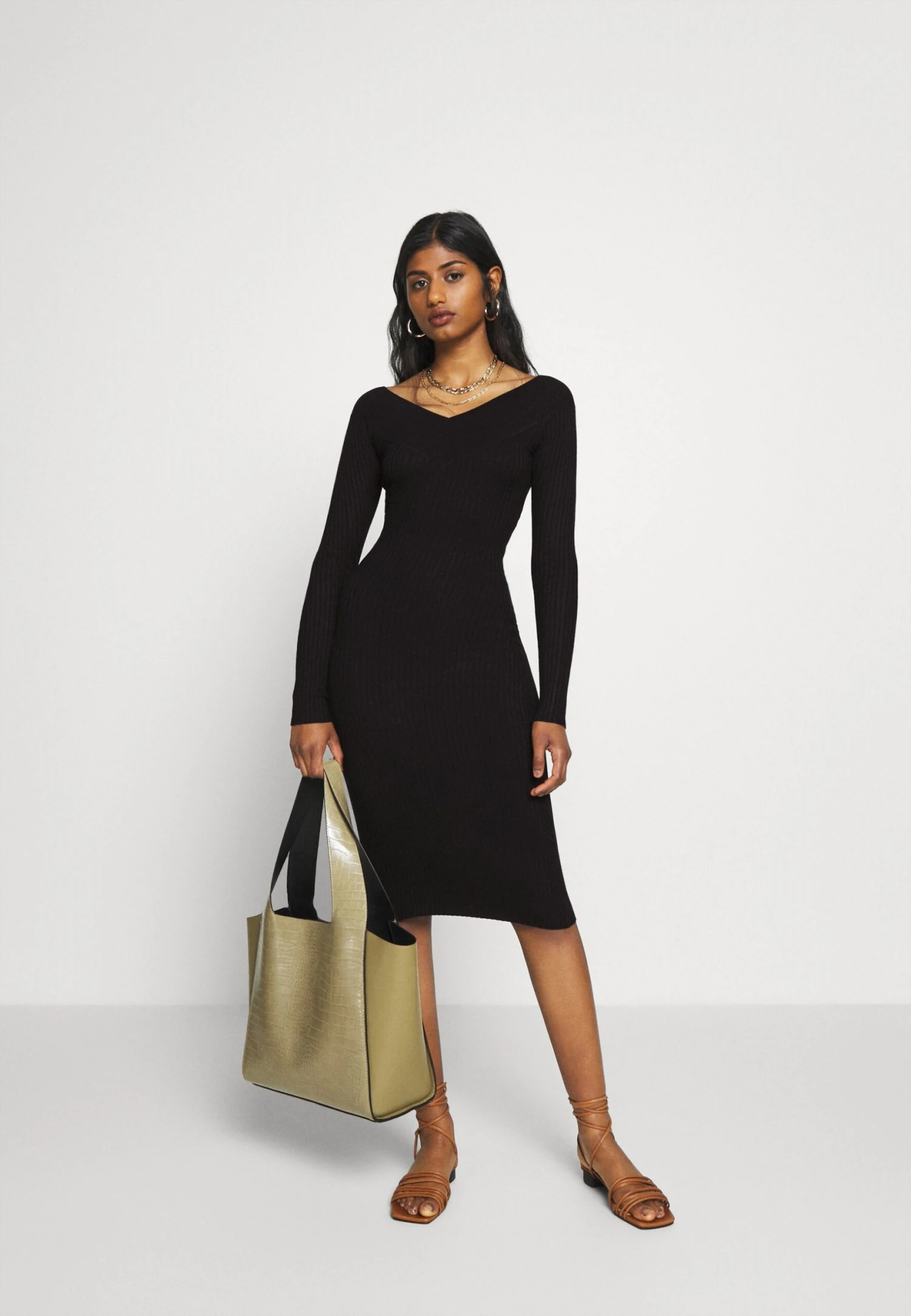 V Ausschnitt Ripp Mini Bodycon StrickkleidTubinoBlack Donna Vestiti EVF21C01P-Q11 V Ausschnitt Ripp Mini Bodycon StrickkleidTubinoBlack Donna Vestiti EVF21C01P-Q11 -Even&Odd Negozio 6f472cb7ac3146d6841f31416fbaa27b scaled