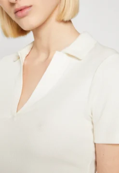 Even&Odd PoloBeige Donna T-shirt E Top EV421D1R6-B11 7 Even&Odd PoloBeige Donna T-shirt E Top EV421D1R6-B11 -Even&Odd Negozio 7b598ebe04bf46ab95bf46589ce27607 scaled