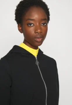 Even&Odd Felpa Con ZipBlack Donna Felpe EV421J08I-Q11 5 Even&Odd Felpa Con ZipBlack Donna Felpe EV421J08I-Q11 -Even&Odd Negozio 7bbda7e26c574ebdab9650a38dd1604e scaled