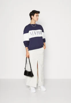 Even&Odd FelpaDark Blue/White Donna Felpe EV421J0DQ-K11 -Even&Odd Negozio 7f143fa0aa01401293409423e653799b scaled