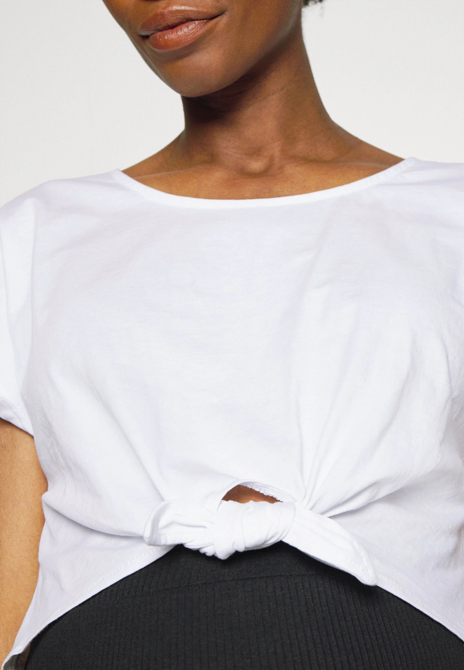 2 PackT-Shirt BasicWhite/Pink Donna T-shirt e top EVO29G013-A11 2 PackT-Shirt BasicWhite/Pink Donna T-shirt E Top EVO29G013-A11 -Even&Odd Negozio 84a3ea859fc34783bd1018e9386798a0 scaled