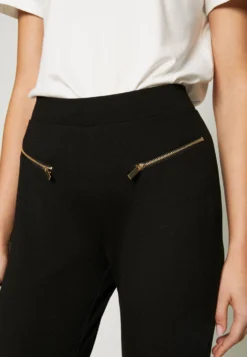 Even&Odd Zip Punto LeggingsLeggingsBlack Donna Pantaloni EV421A07Z-Q11 -Even&Odd Negozio 87885e74dba1482d9a1a1f492b4c0d42 scaled