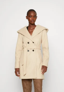 Cappotto CortoBeige Donna Cappotti EVI21U003-B11