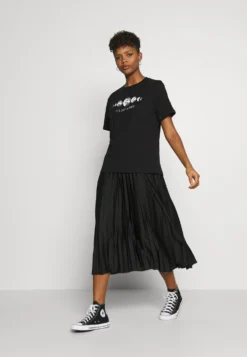 Even&Odd T-Shirt Con StampaBlack Donna T-shirt E Top EV421D1GA-Q11 -Even&Odd Negozio 9335f9b34e6f48af8aa20ba0f960263f scaled