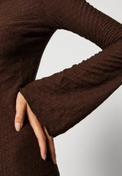 Even&Odd Vestito Di Maglina - Dark Brown 7 Even&Odd Vestito Di Maglina - Dark Brown -Even&Odd Negozio 96cfc0535c034223adefa474008d6dda scaled