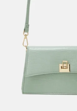 Even&Odd Borsa A TracollaGreen Donna Borse EV451H13T-M11 -Even&Odd Negozio a22acbfda6a54691a99cbb70e8c71bf4 scaled