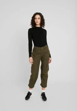 Even&Odd Maglietta A Manica LungaBlack Donna T-shirt E Top EV421D19R-Q11 3 Even&Odd Maglietta A Manica LungaBlack Donna T-shirt E Top EV421D19R-Q11 -Even&Odd Negozio a7abab70b51f437bb3dd4e6994a00c98 scaled